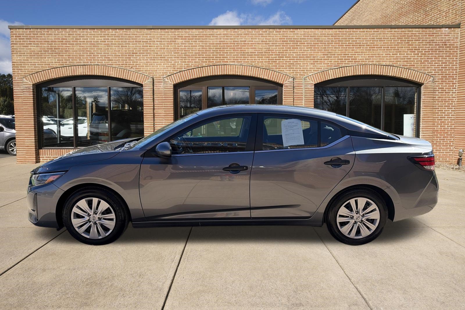 Used 2025 Nissan Sentra S FWD image 7