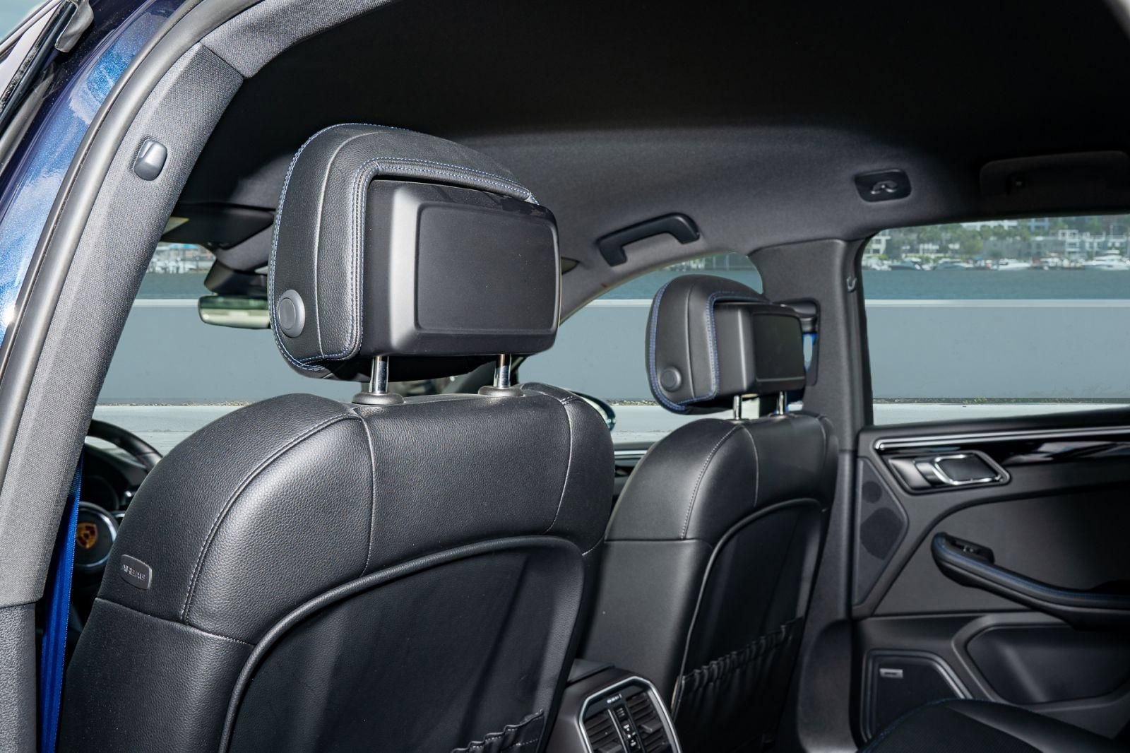 Used 2022 Porsche Macan S image 18