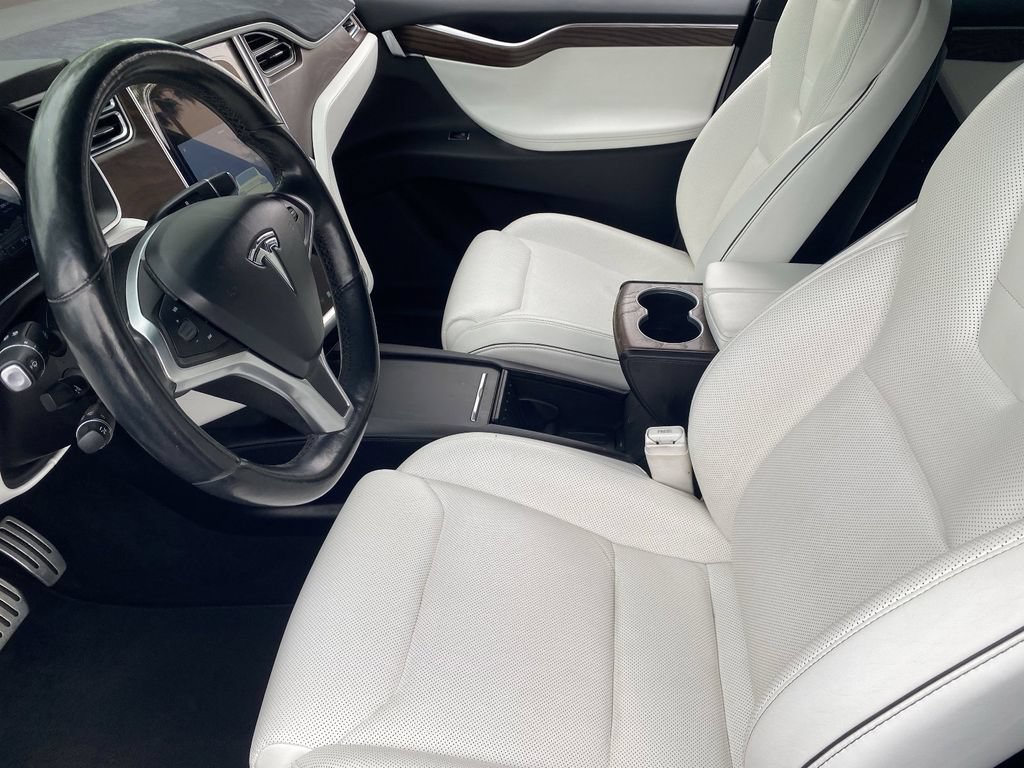 Used 2016 Tesla Model X Performance AWD/4WD image 18