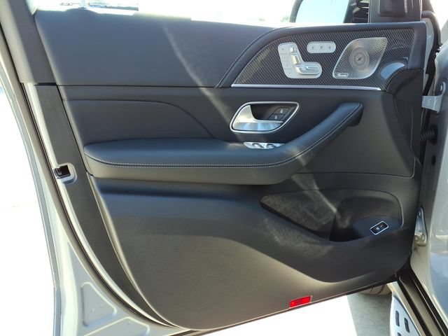 New 2026 Mercedes-Benz GLS 63 AMG 4MATIC image 12