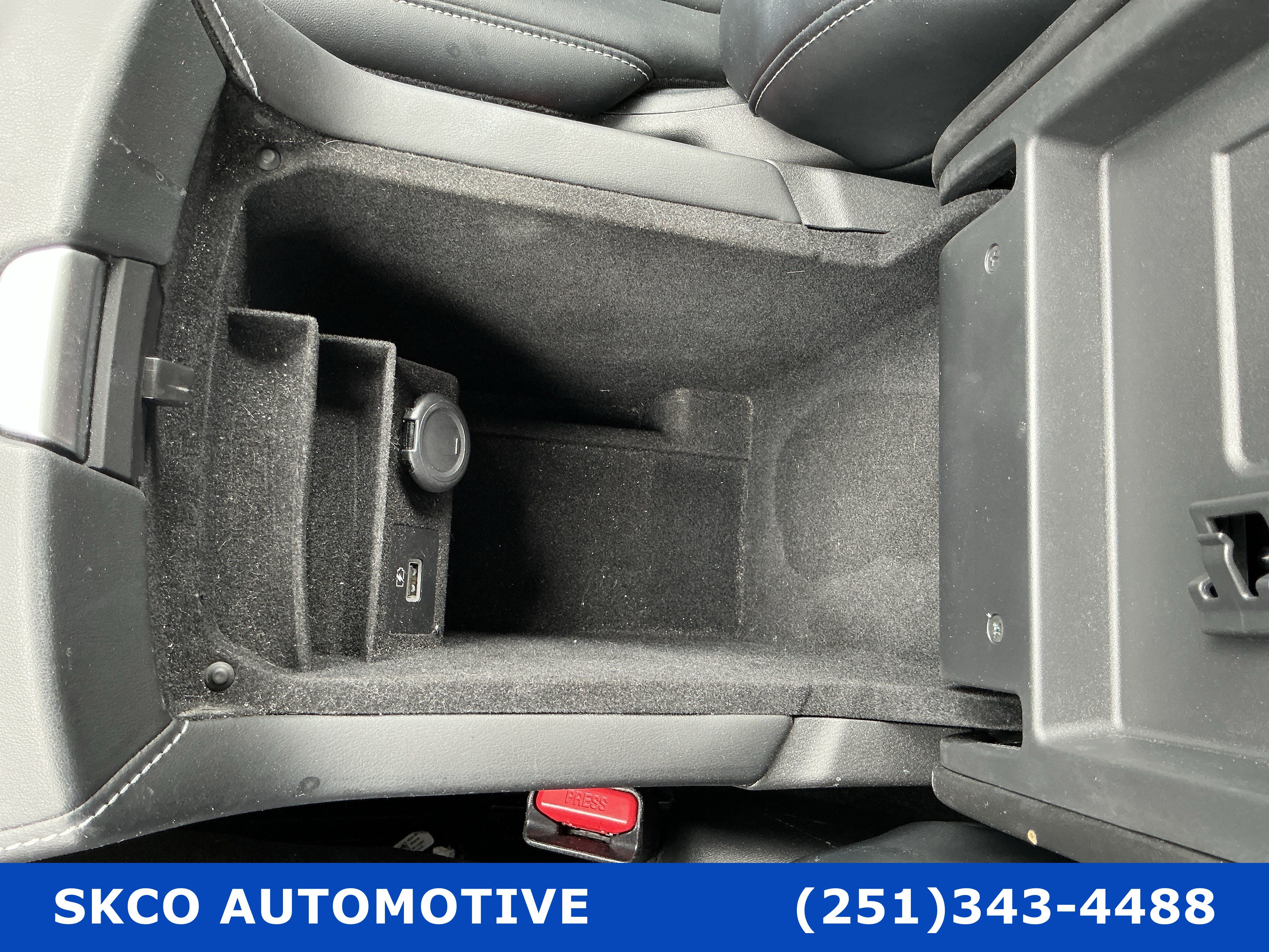 Used 2023 INFINITI QX60 Luxe w/ Performance Audio Package FWD image 25