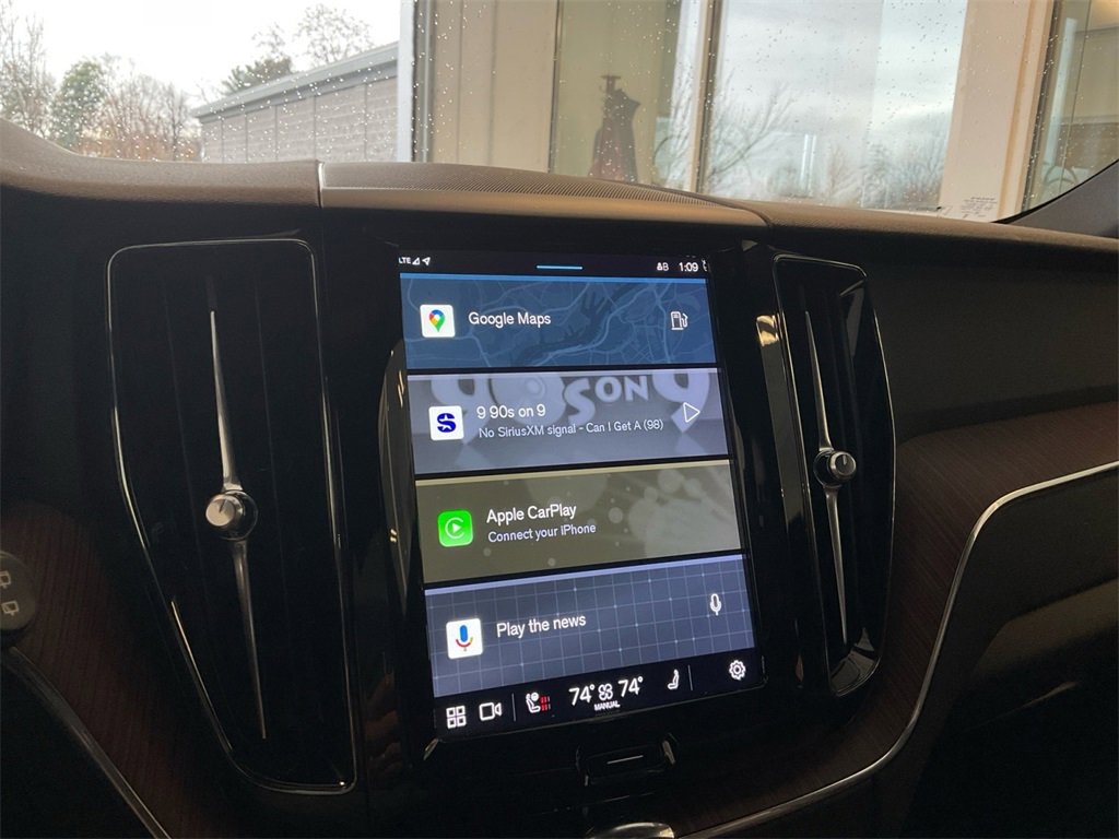 Certified 2023 Volvo XC60 B5 Plus w/ Climate Package image 20