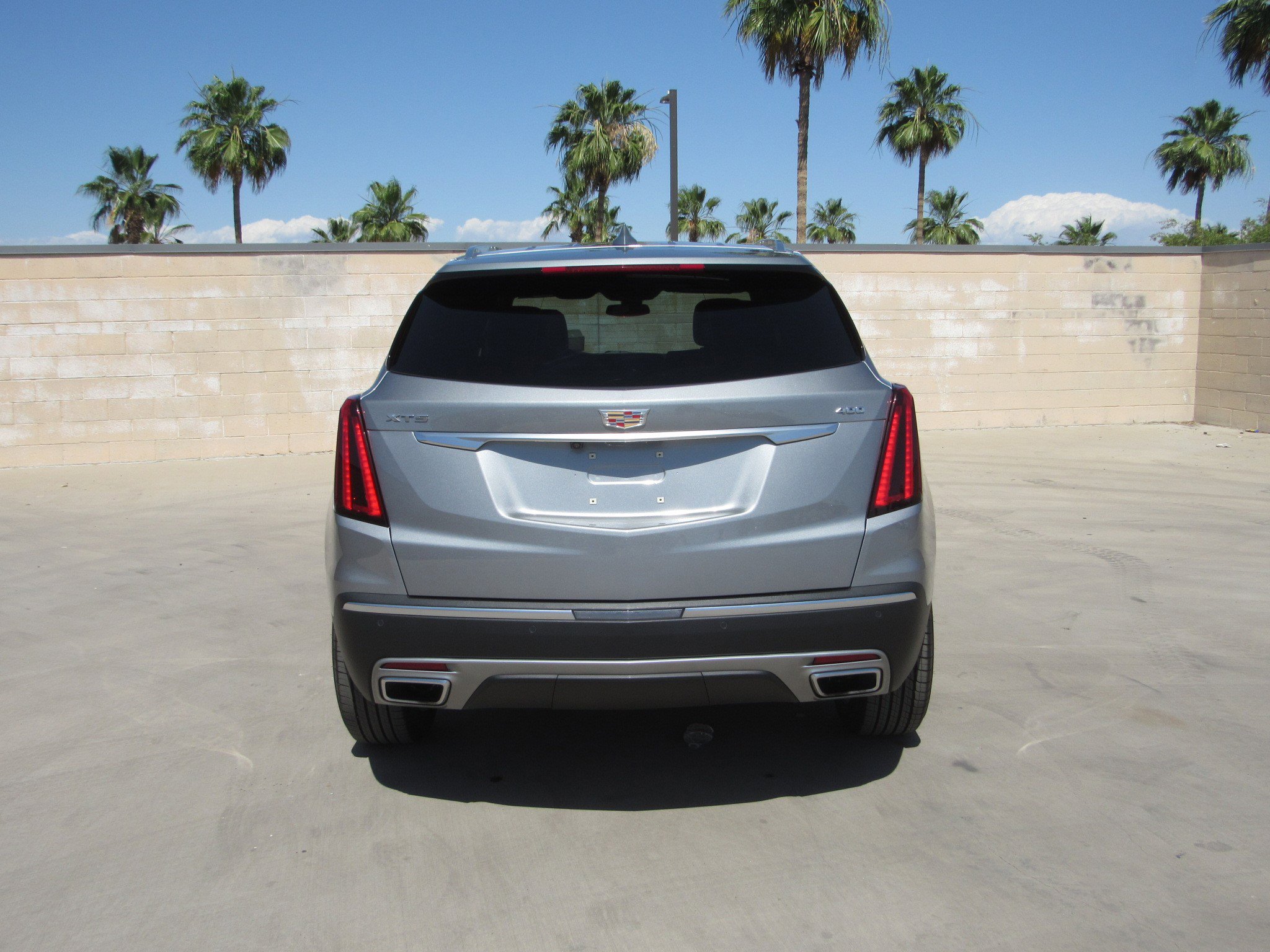 Used 2025 Cadillac XT5 Premium Luxury FWD image 7