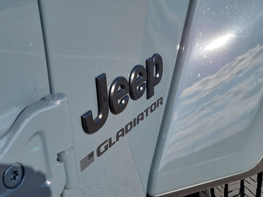New 2026 Jeep Gladiator Mojave AWD/4WD image 8