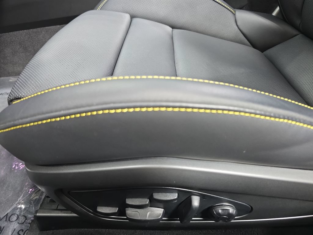Certified 2025 Porsche 911 Turbo S AWD/4WD image 23