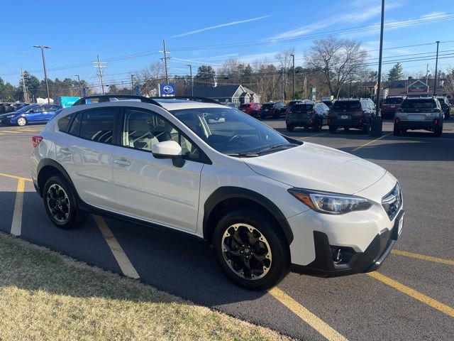 Used 2023 Subaru Crosstrek 2.0i Premium image 3