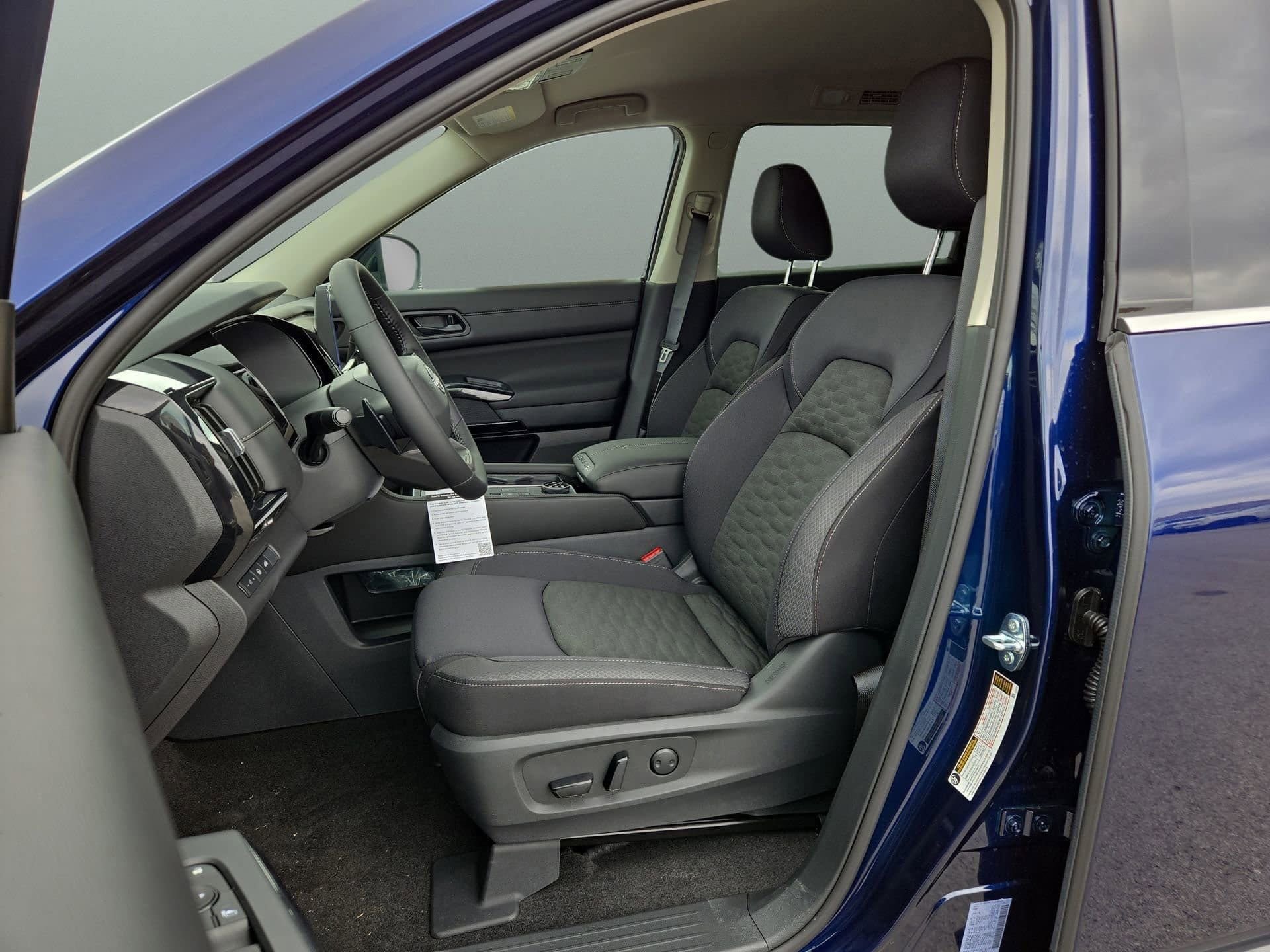 New 2026 Nissan Pathfinder SV AWD/4WD image 10