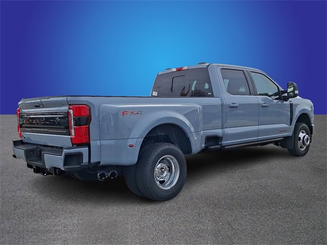 New 2026 Ford F350 Platinum image 3