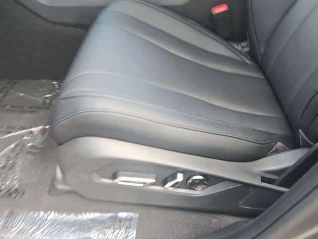 New 2026 Acura MDX SH-AWD image 17