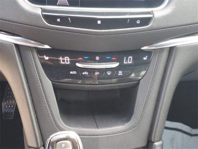 Used 2020 Cadillac XT5 Premium Luxury image 29