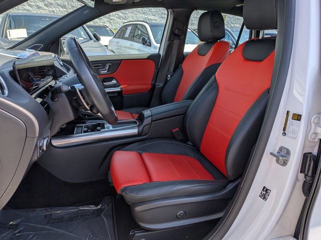 Used 2024 Mercedes-Benz GLA 35 AMG 4MATIC image 16