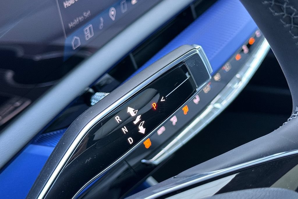 New 2027 Cadillac Optiq Luxury RWD image 24