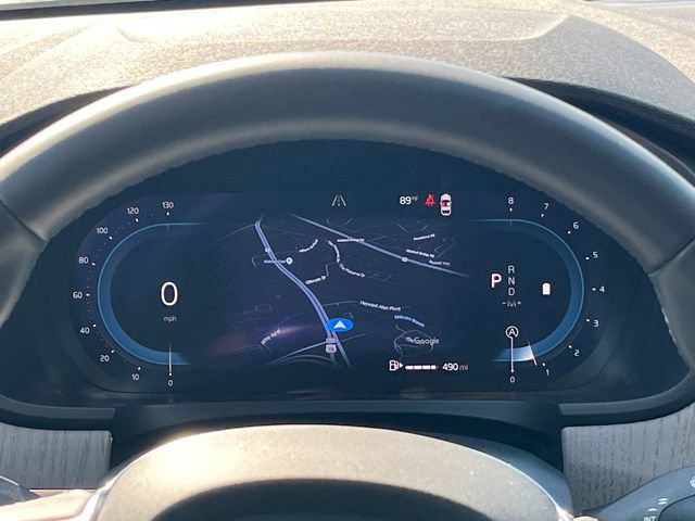 Used 2024 Volvo V90 B6 Cross Country Plus image 19