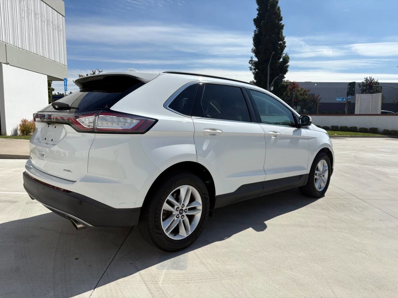 Used 2015 Ford Edge SEL image 6