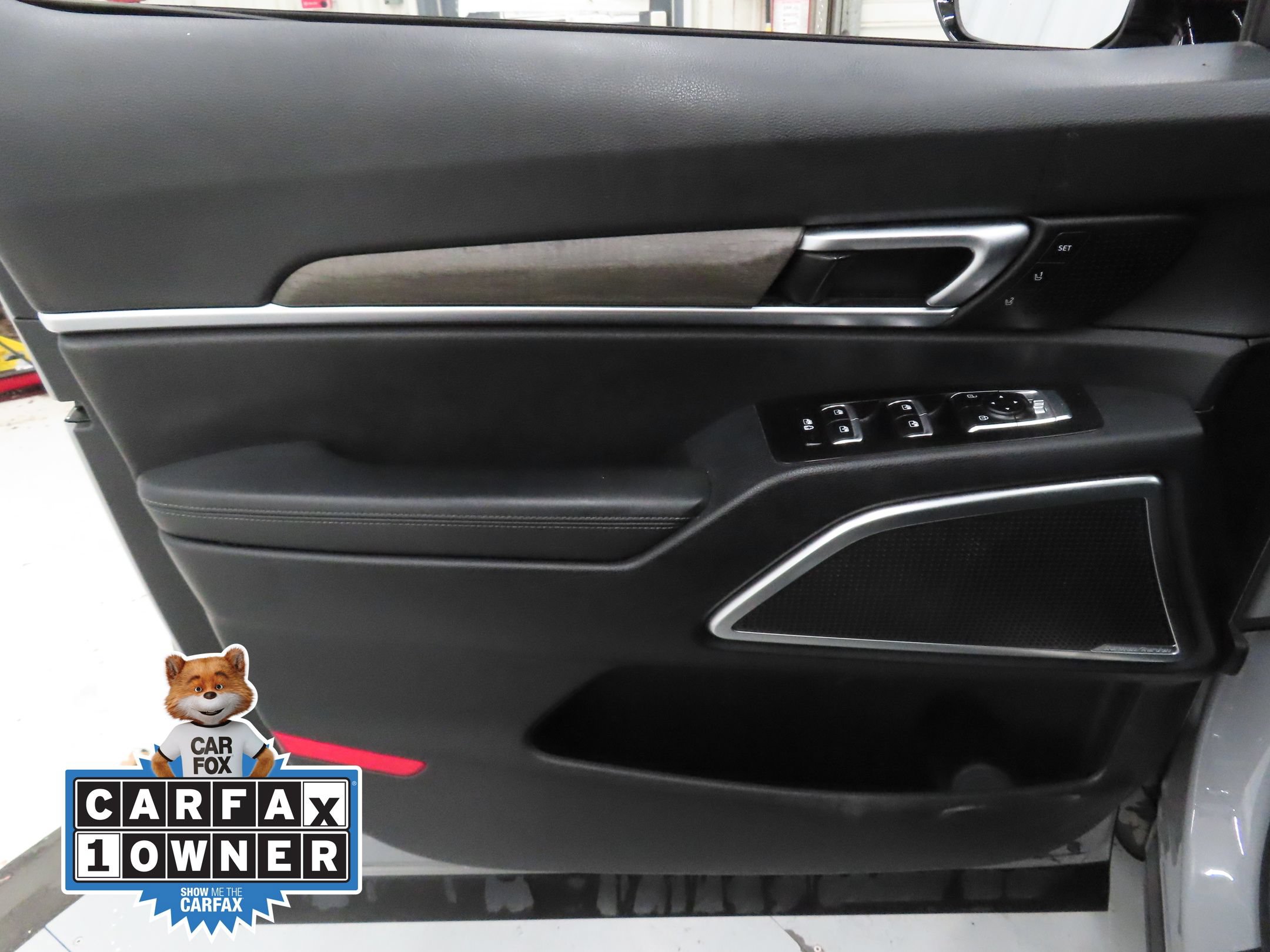 Used 2022 Kia Telluride SX w/ SX Prestige Package AWD/4WD image 10