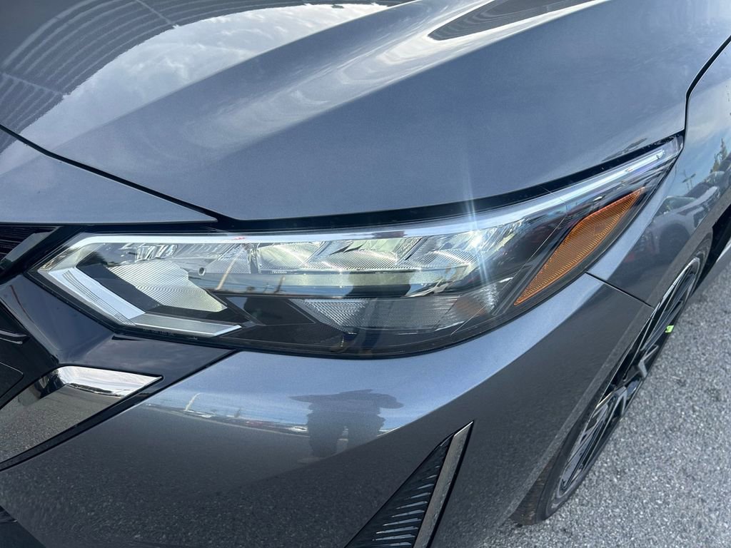 Certified 2025 Nissan Sentra SR w/ SR Premium Package image 34