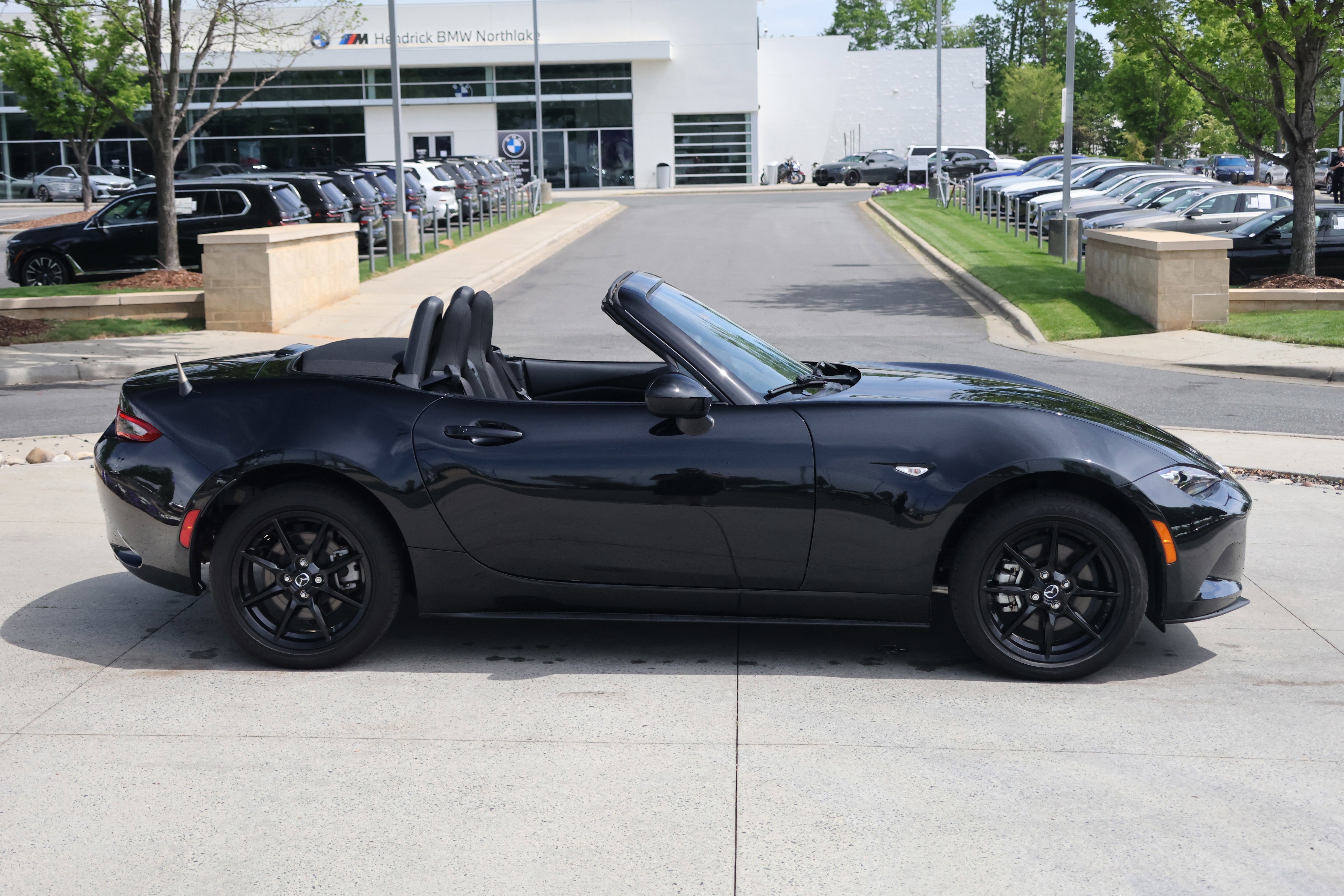 Used 2023 MAZDA MX-5 Miata Sport image 10