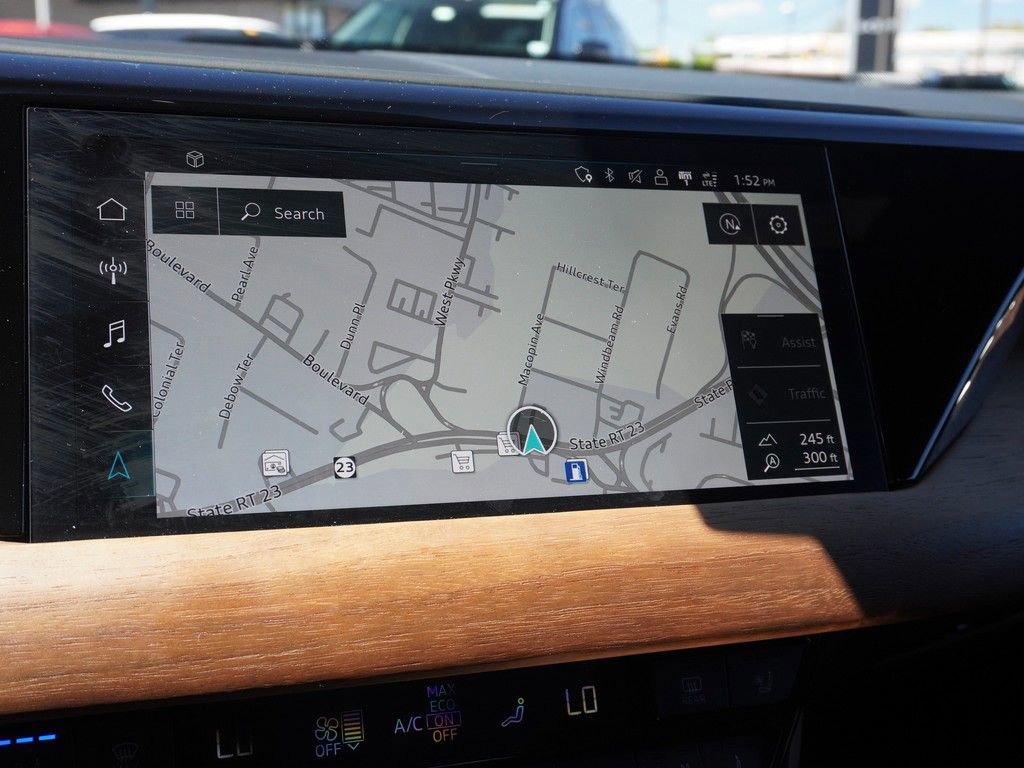 Used 2023 Audi e-tron GT Premium Plus AWD/4WD image 46