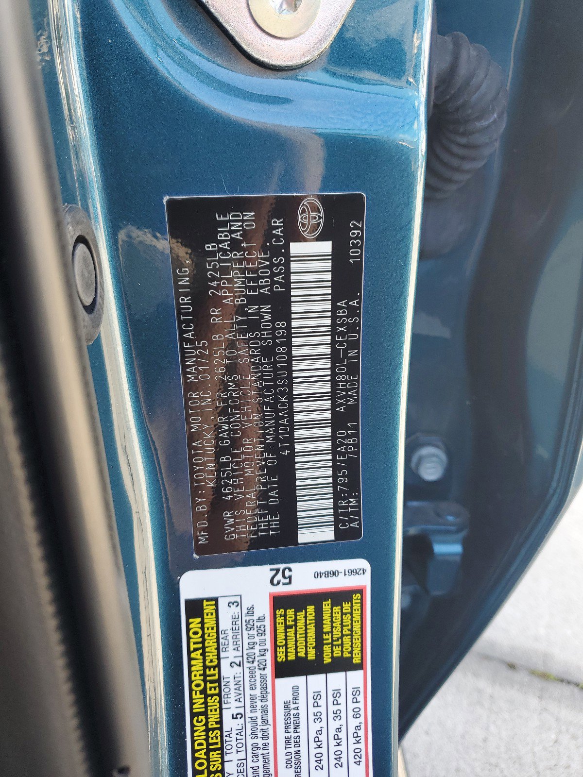 Used 2025 Toyota Camry SE image 33