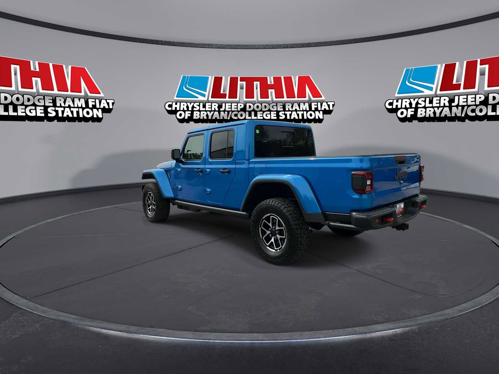 New 2026 Jeep Gladiator Rubicon w/ Steel Power Dome Hood Package AWD/4WD image 6