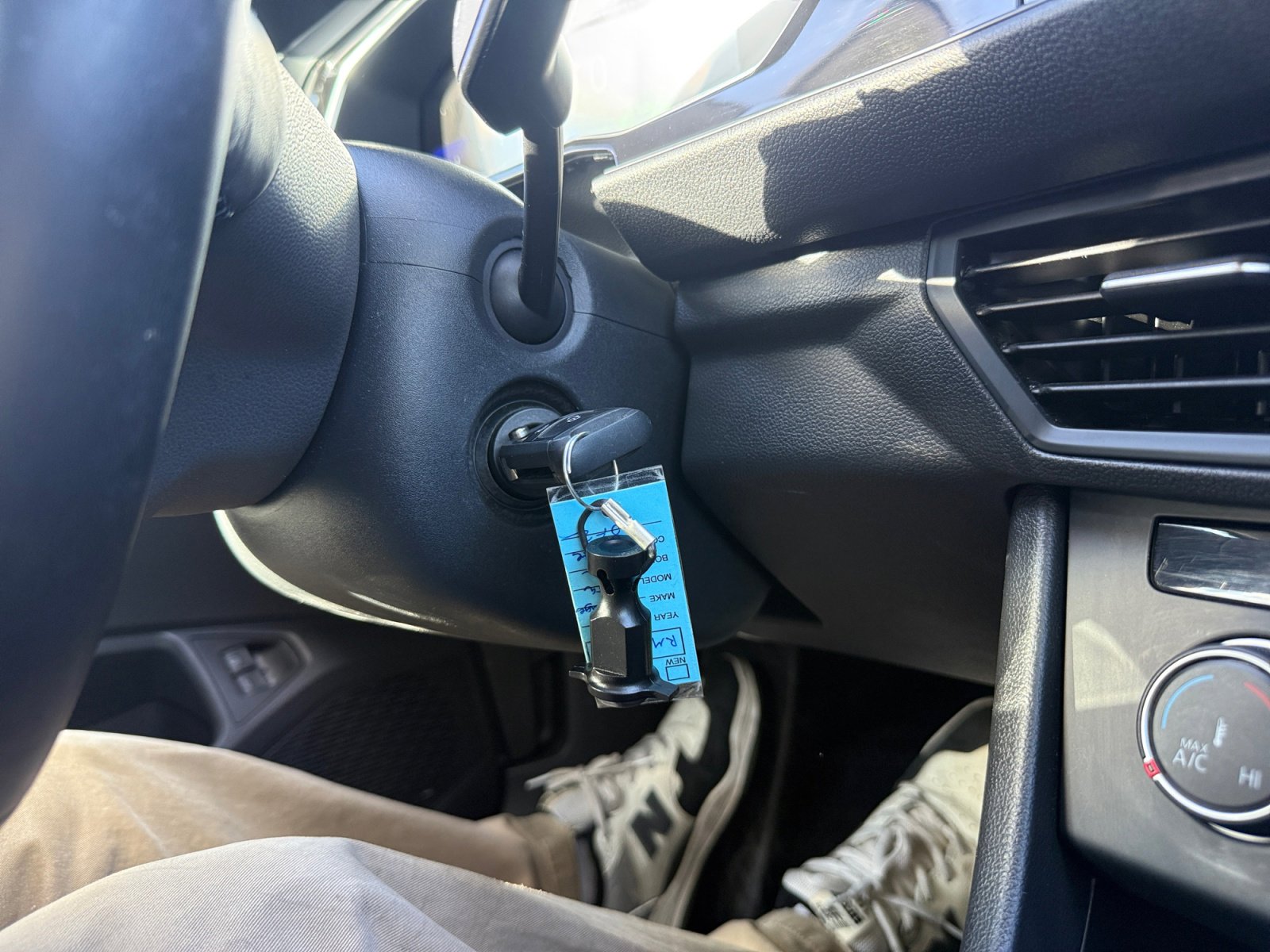 Used 2024 Volkswagen Jetta S image 30