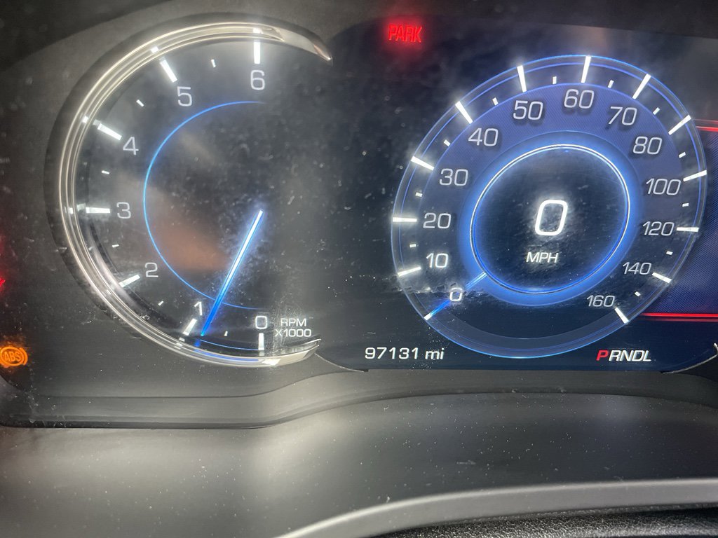 Used 2018 Cadillac Escalade ESV Luxury AWD/4WD image 16