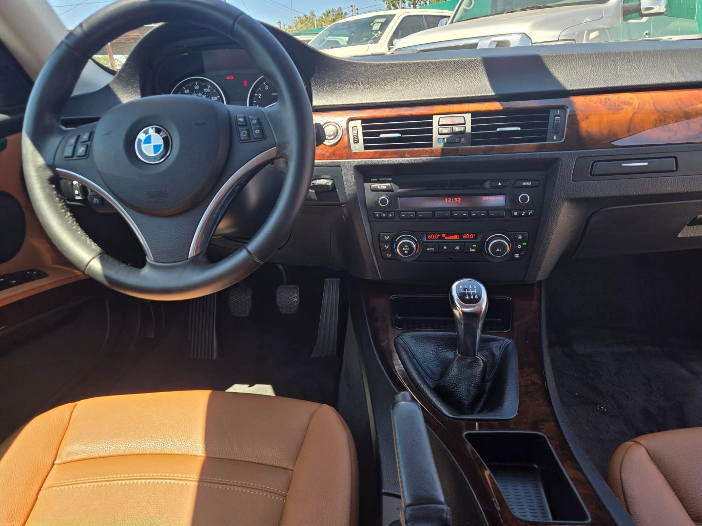 Used 2012 BMW 335i Coupe image 16