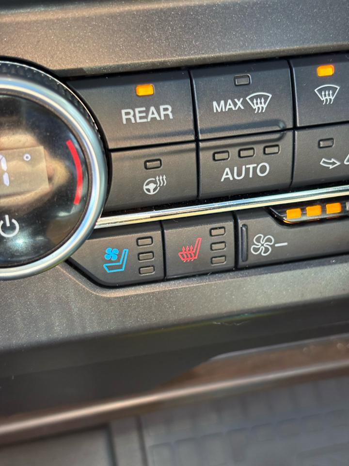 Used 2019 Ford Expedition Platinum AWD/4WD image 30