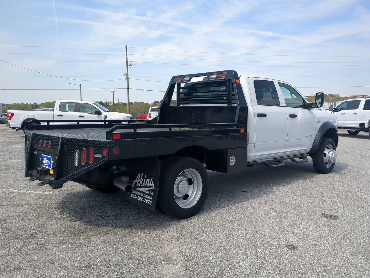 Used 2022 RAM 5500 Tradesman w/ Chrome Appearance Group image 3