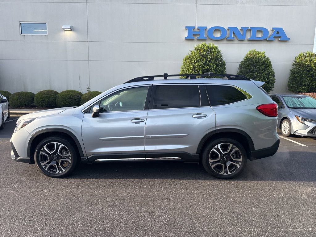 Used 2023 Subaru Ascent Limited w/ Technology Package image 6