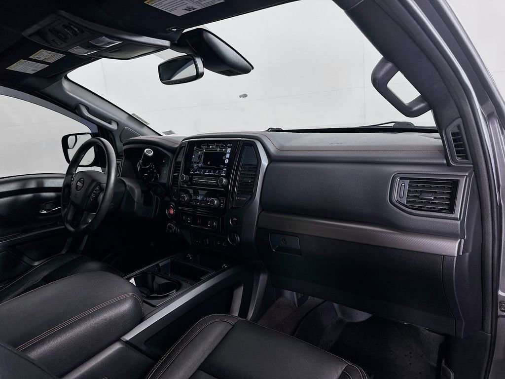 Used 2022 Nissan Titan PRO-4X w/ Pro-4x Convenience Package image 30