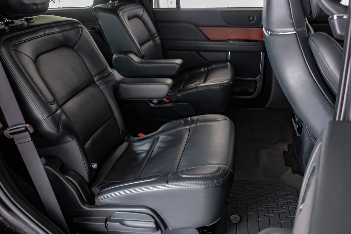 Used 2024 Lincoln Navigator Reserve AWD/4WD image 33