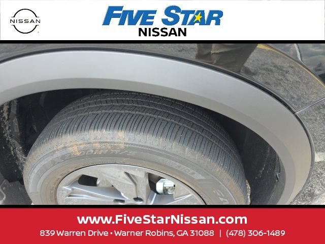 Used 2026 Nissan Rogue SV FWD image 4
