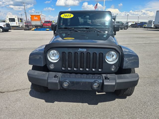 Used 2018 Jeep Wrangler Unlimited Sahara AWD/4WD image 9