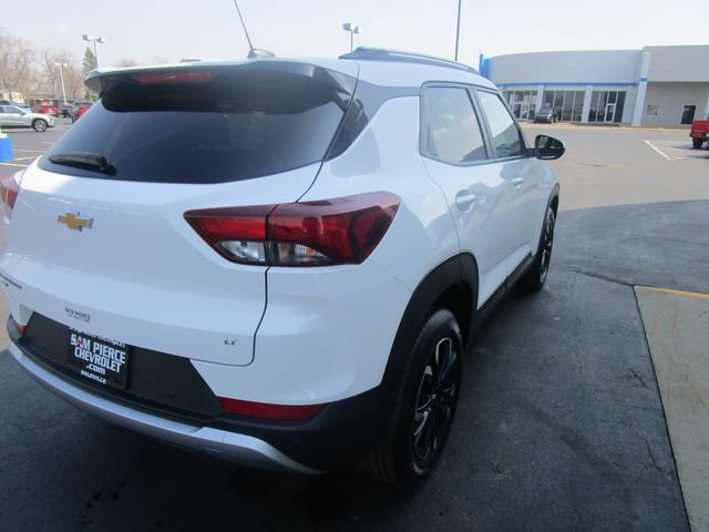 Used 2023 Chevrolet TrailBlazer LT w/ Convenience Package AWD/4WD image 5