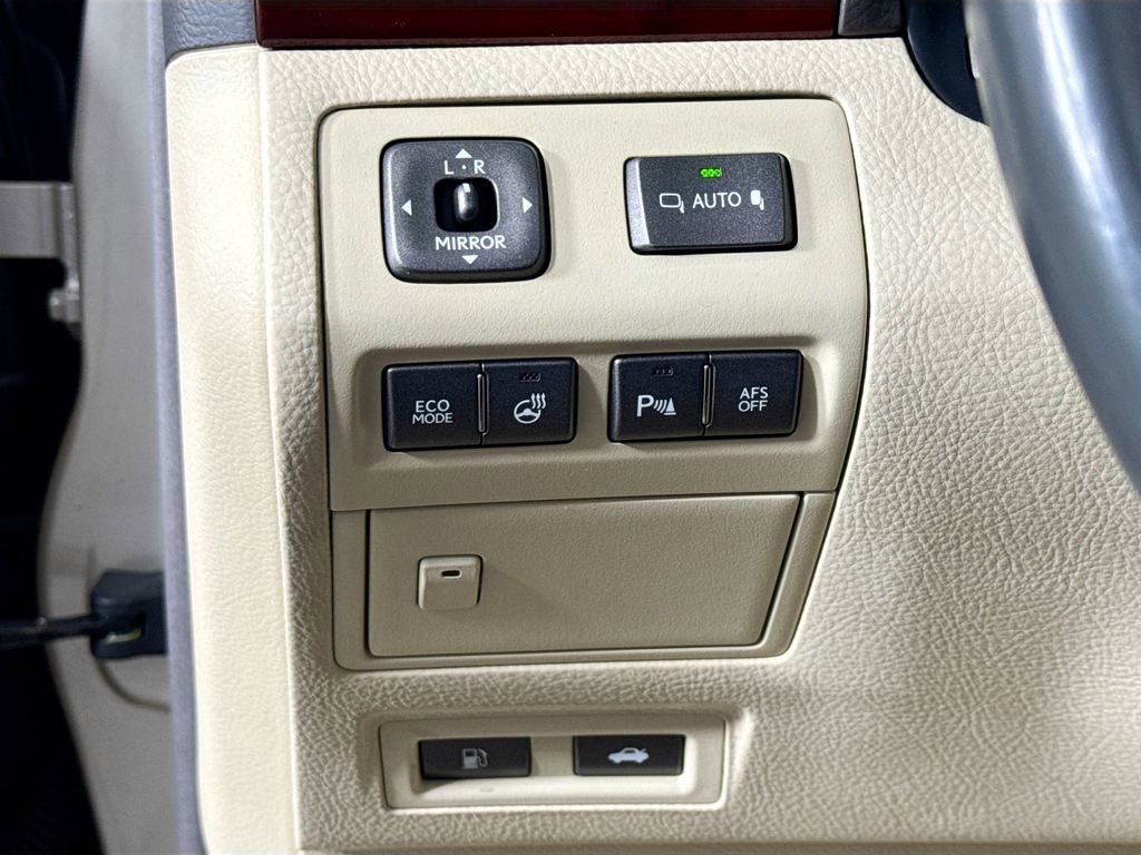 Used 2012 Lexus LS 460 image 10