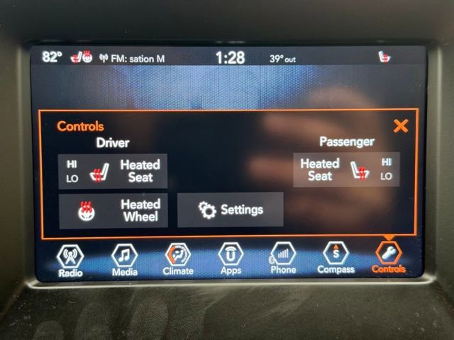 Used 2018 Jeep Compass Latitude w/ Popular Equipment Group image 38