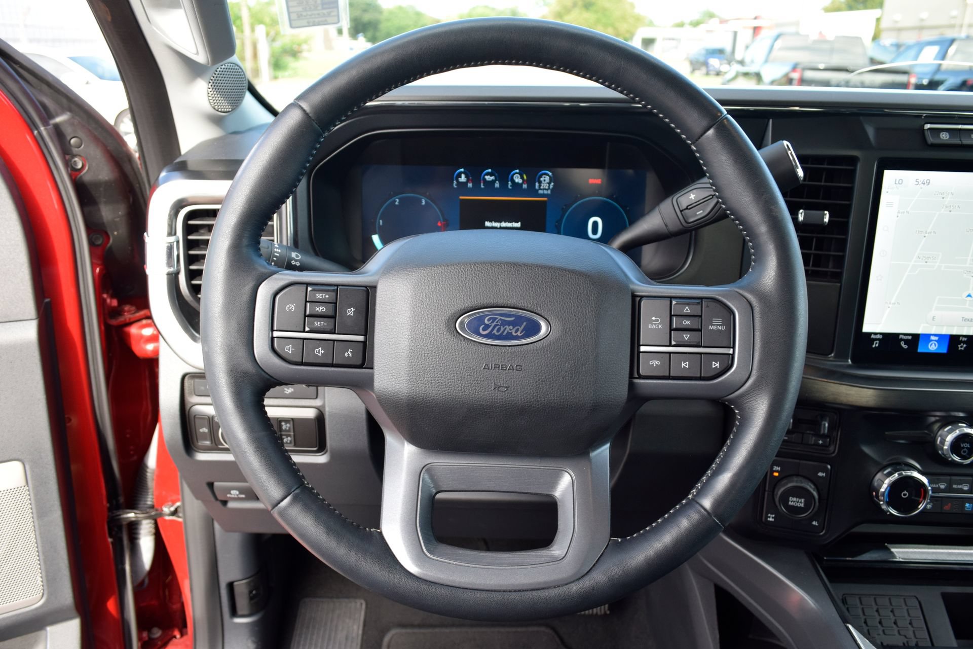 Used 2024 Ford F250 Lariat w/ Black Appearance Package AWD/4WD image 6