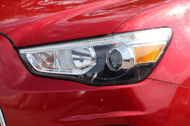 Used 2014 Mitsubishi Outlander Sport ES FWD image 10