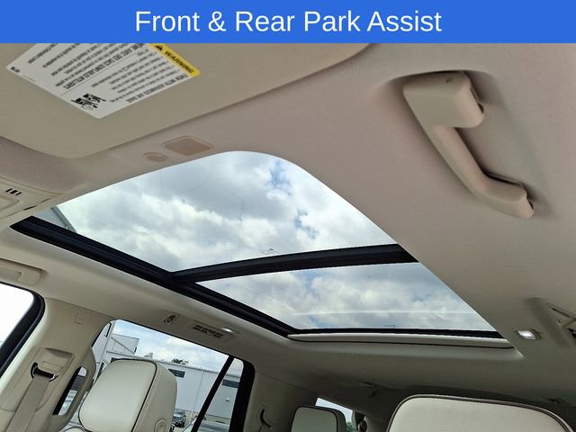 Certified 2022 GMC Yukon Denali w/ Denali Premium Package image 18