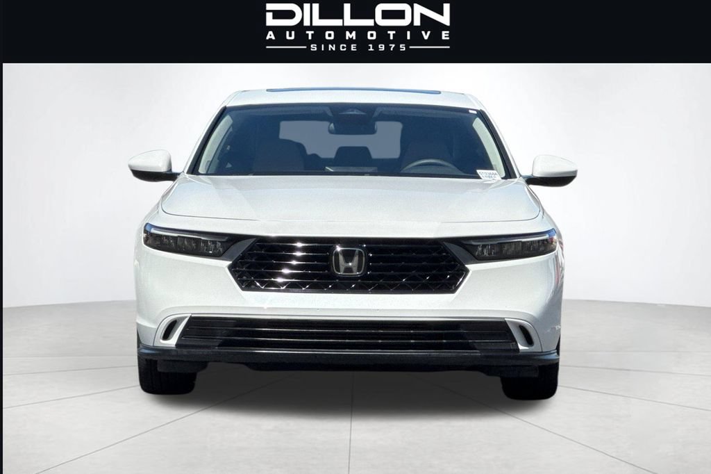 Used 2023 Honda Accord EX image 9