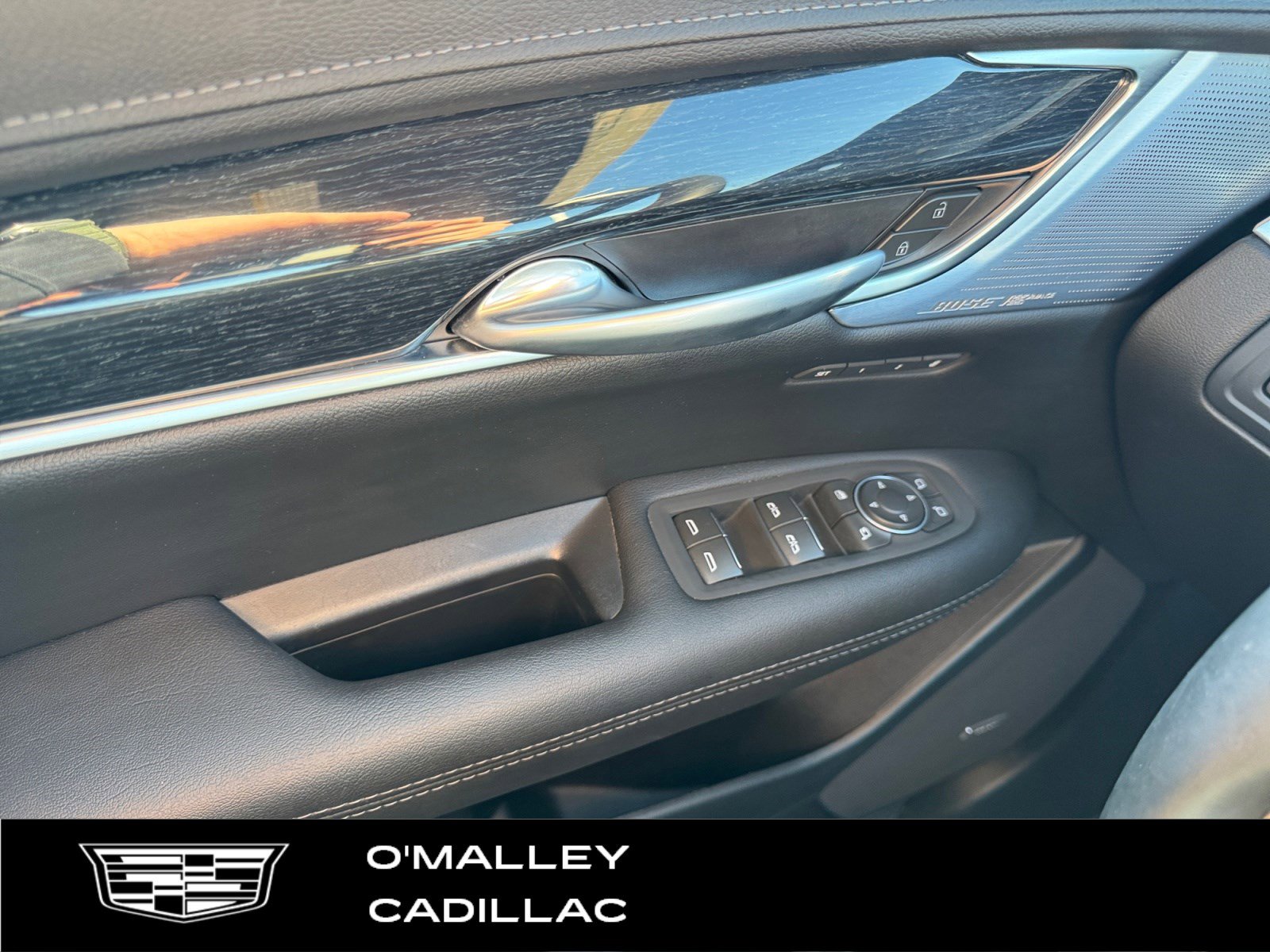 Certified 2025 Cadillac XT5 Premium Luxury image 19