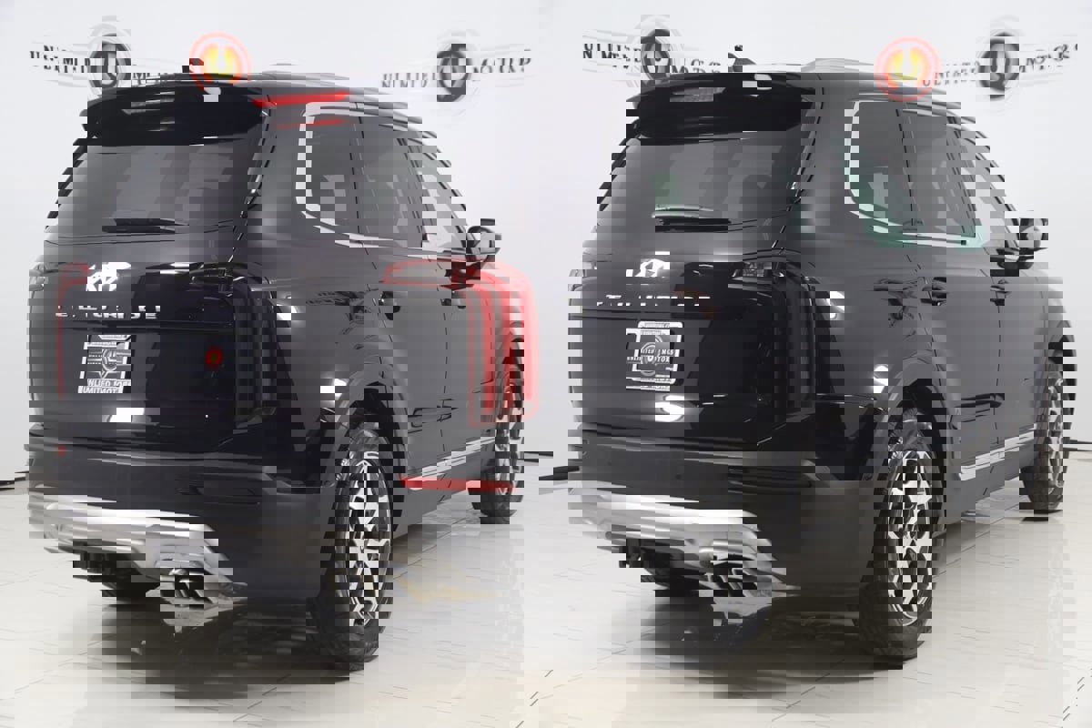 Used 2022 Kia Telluride EX w/ Towing Package image 3