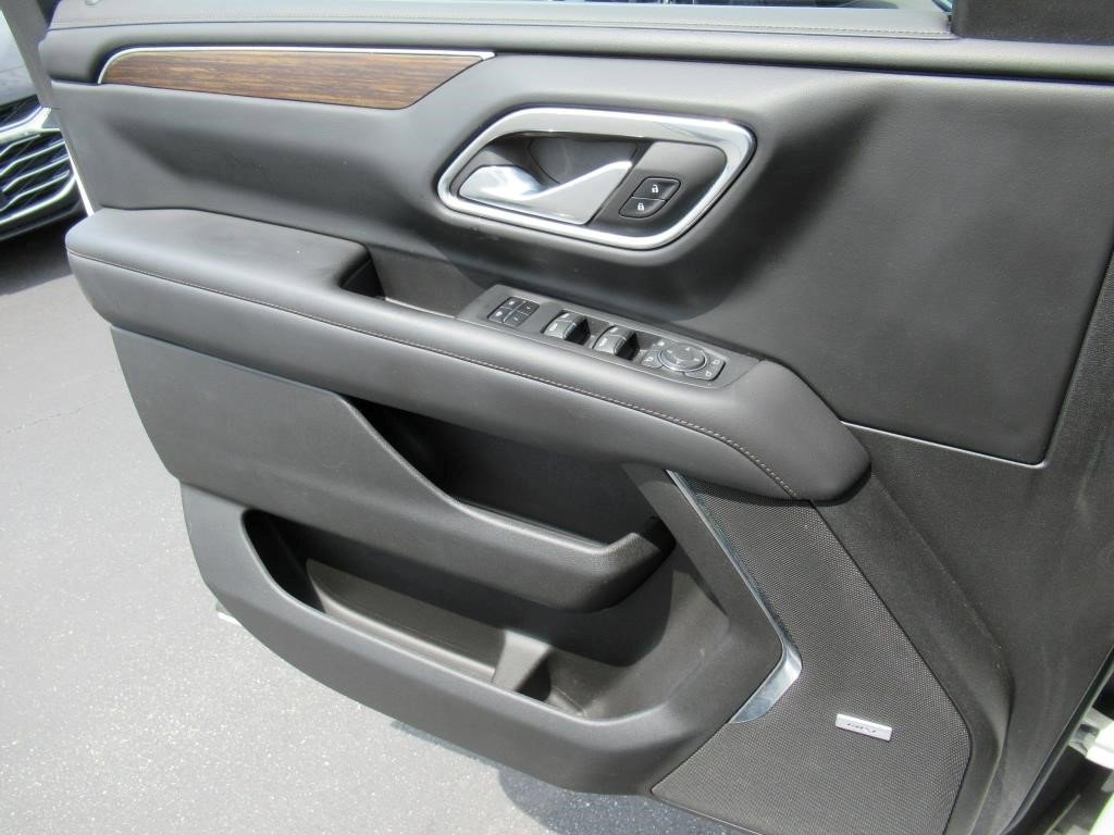 Certified 2022 Chevrolet Suburban High Country image 27