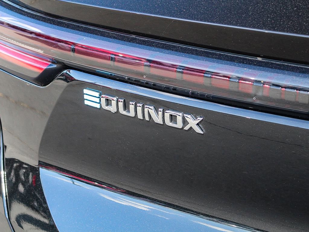 Used 2026 Chevrolet Equinox EV LT FWD image 10