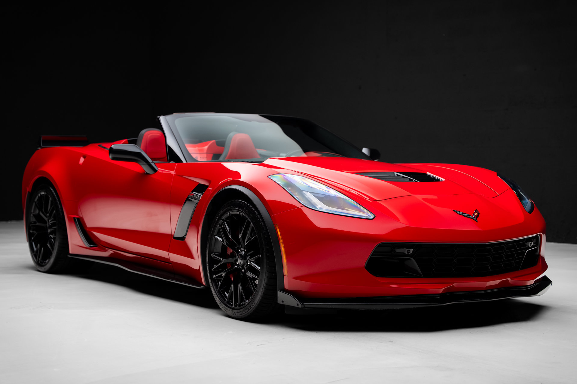 Used 2016 Chevrolet Corvette Z06 w/ 3LZ Preferred Equipment Group RWD image 82