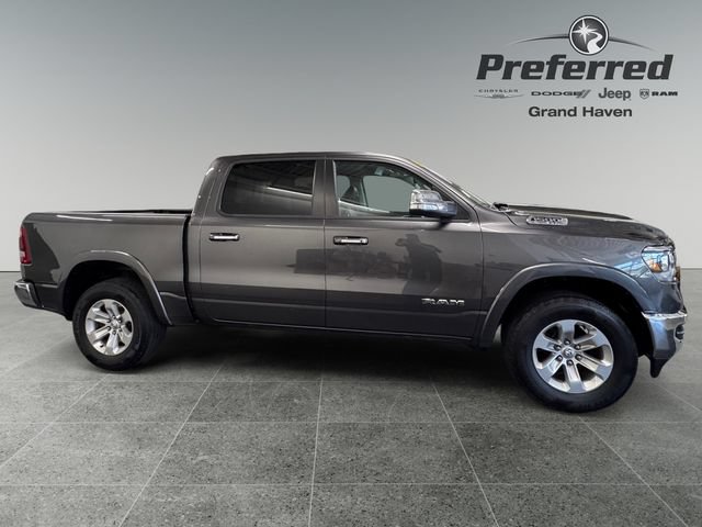 Used 2022 RAM 1500 Laramie AWD/4WD image 9