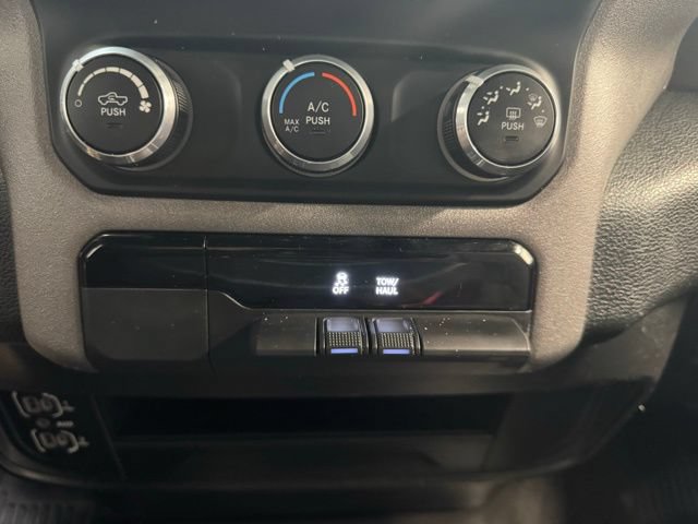 Used 2022 RAM 2500 Tradesman AWD/4WD image 21