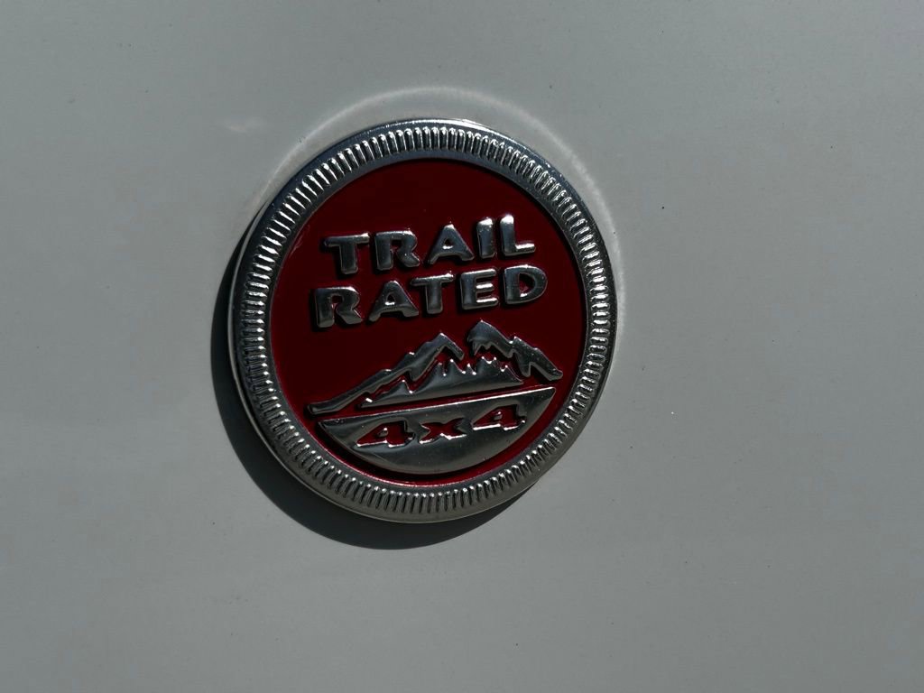 Used 2017 Jeep Grand Cherokee Trailhawk image 34