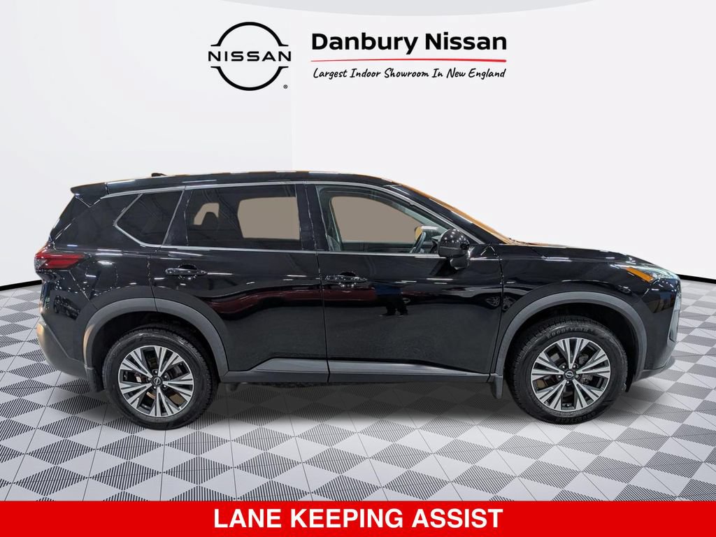 Used 2021 Nissan Rogue SV AWD/4WD image 2